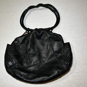 Lucky Brand black 100% leather handbag with Round Handles, Cute Lining, Boho Y2K